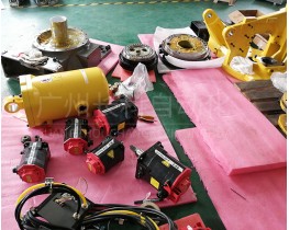 發(fā)那科機(jī)器人R-2000iC本體拆機(jī)件銷售：電機(jī)、減速器、平衡缸……